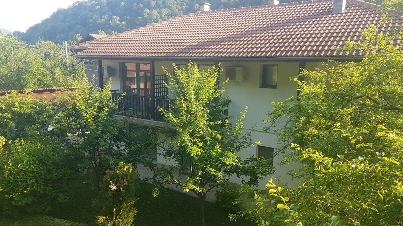 Вила Керенски Ribaritsa Exterior foto
